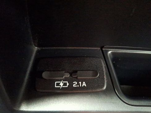 Certified 2022 Subaru Ascent Touring w/ Popular Package #2A image 24