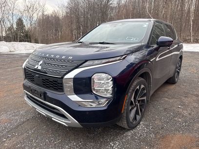 Used 2023 Mitsubishi Outlander SE