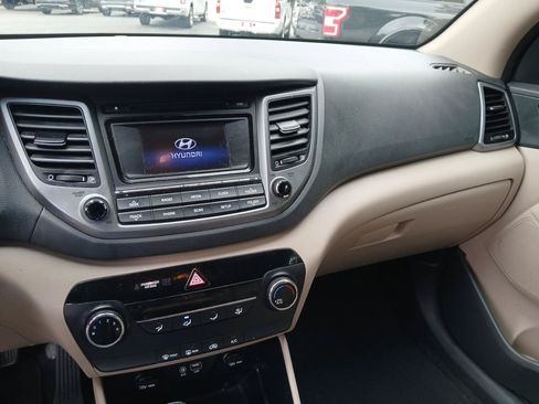Used 2018 Hyundai Tucson SE FWD image 20