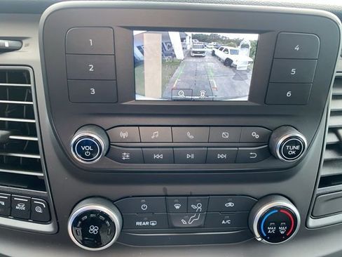 New 2025 Ford Transit 250 148 Medium Roof image 16