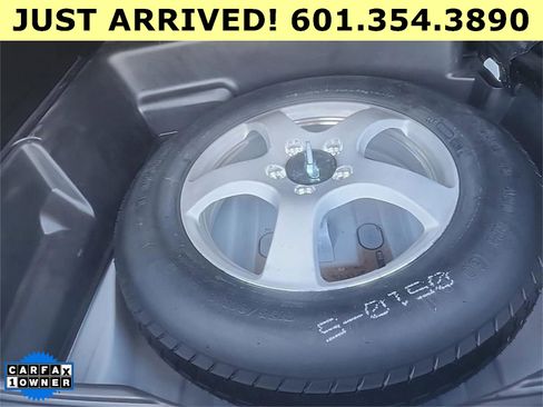 Used 2025 Jeep Grand Cherokee Altitude image 9