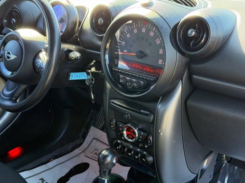 Used 2015 MINI Cooper Countryman S image 25