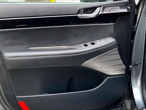 Used 2022 Hyundai Palisade Limited image 9