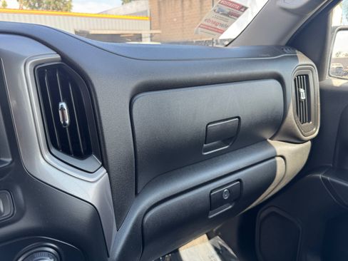 Used 2020 Chevrolet Silverado 1500 Custom w/ Custom Value Package RWD image 22
