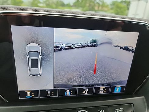 Certified 2022 Chevrolet Blazer RS w/ Enhanced Convenience Package AWD/4WD image 23