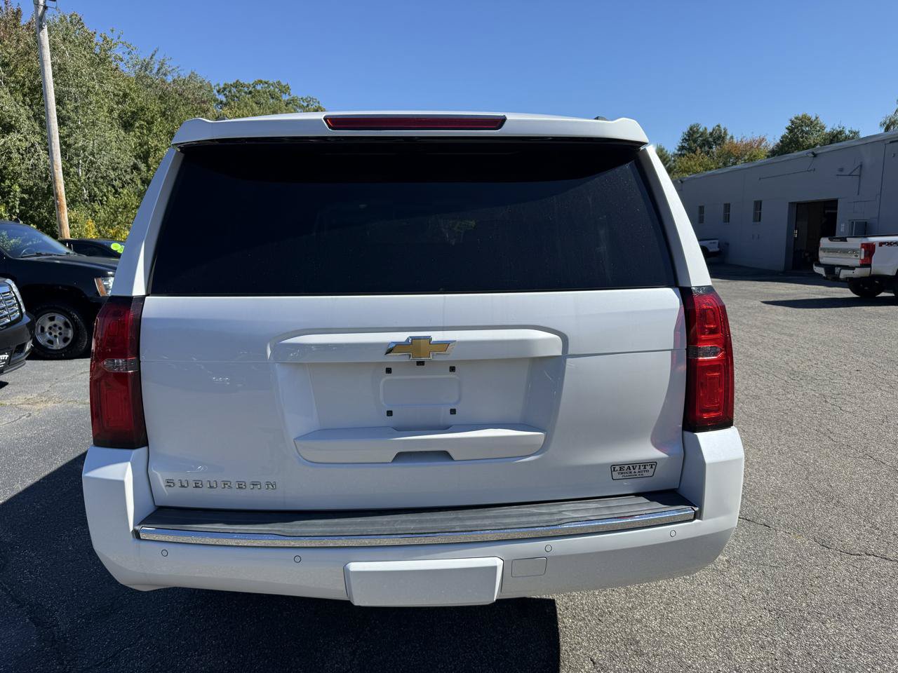 Used 2016 Chevrolet Suburban LTZ AWD/4WD image 14