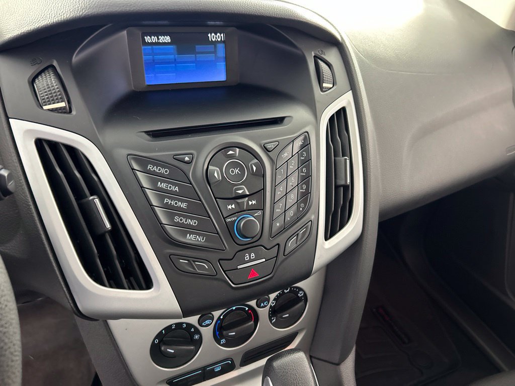 Used 2014 Ford Focus SE FWD image 14