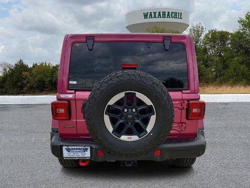 Used 2021 Jeep Wrangler Unlimited Rubicon AWD/4WD image 4