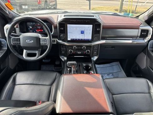 Used 2022 Ford F150 Lariat image 17