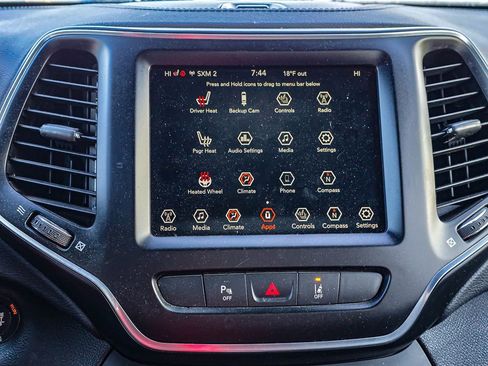 Used 2021 Jeep Cherokee Latitude Lux 80th Anniv w/ Quick Order Package 26U 80TH image 15