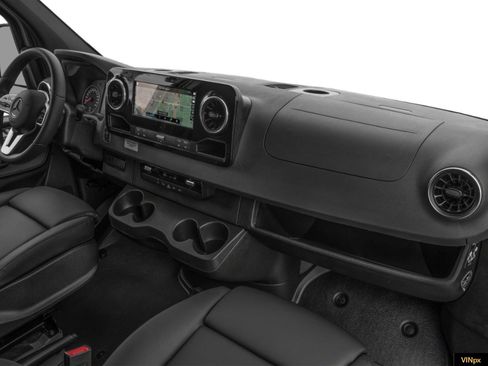 Used 2025 Mercedes-Benz Sprinter 3500 image 5