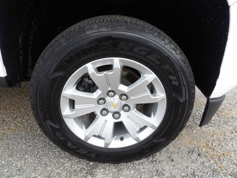 Used 2022 Chevrolet Colorado LT w/ Fleet Safety Package image 49