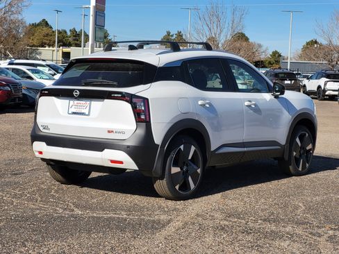 New 2026 Nissan Kicks SR w/ Cold Weather Package image 5