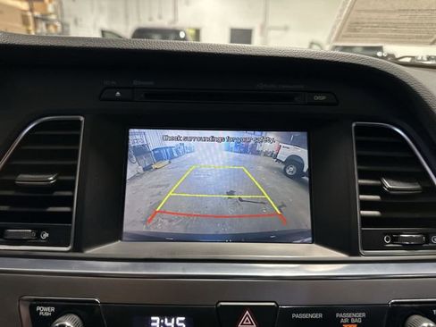 Used 2017 Hyundai Sonata Sport w/ Value Edition Package 02 FWD image 27