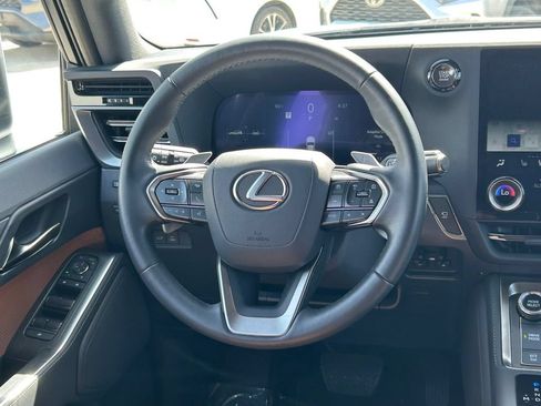 Used 2025 Lexus GX 550 AWD/4WD image 47