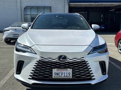Used 2024 Lexus RX 350 w/ Convenience Package image 3