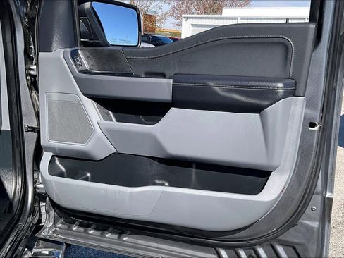 Used 2025 Ford F150 XLT w/ Equipment Group 301A Standard image 21