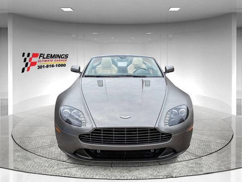 Used 2015 Aston Martin V8 Vantage Roadster image 8