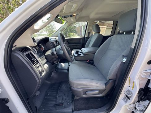 Used 2016 RAM 2500 Tradesman w/ Chrome Appearance Group AWD/4WD image 11