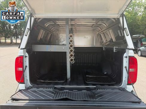 Used 2022 Chevrolet Colorado W/T w/ WT Convenience Package AWD/4WD image 10