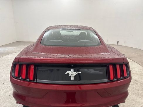 Used 2017 Ford Mustang Coupe RWD image 21