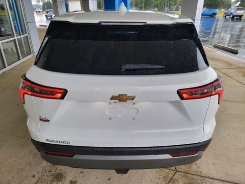 New 2026 Chevrolet Equinox LT w/ Convenience Package II image 13