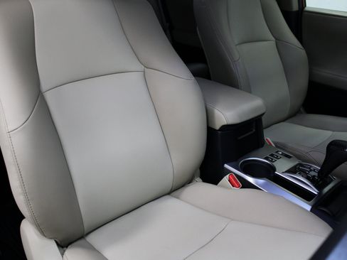 Used 2021 Toyota 4Runner SR5 Premium image 27