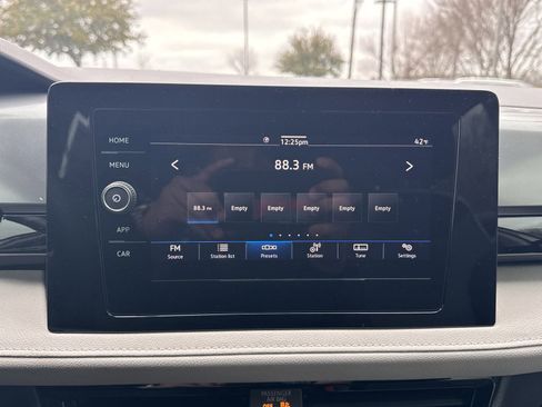 Certified 2025 Volkswagen Taos S image 41