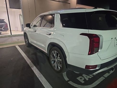 Used 2021 Hyundai Palisade SEL image 3