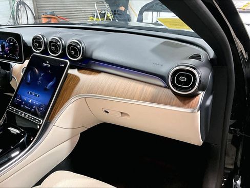 Used 2023 Mercedes-Benz C 300 4MATIC Sedan image 18