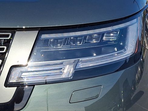 New 2026 Land Rover Range Rover SE image 8