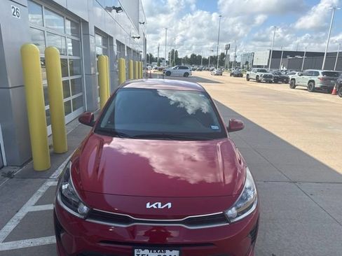 Used 2023 Kia Rio S FWD image 3