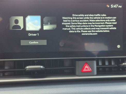 New 2026 Kia Carnival EX FWD image 20