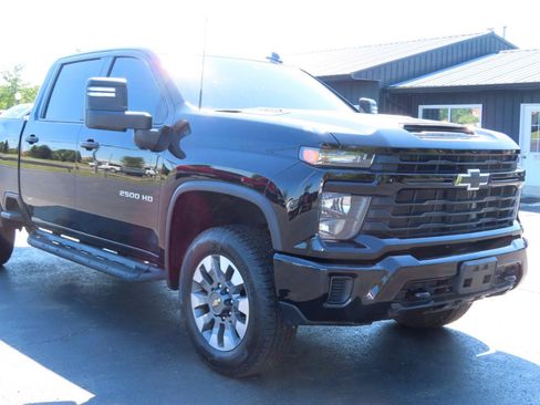Used 2024 Chevrolet Silverado 2500 Custom w/ Custom Convenience Package AWD/4WD image 25