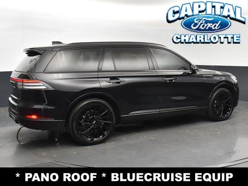 Used 2025 Lincoln Aviator Reserve w/ Jet Appearance Package image 8