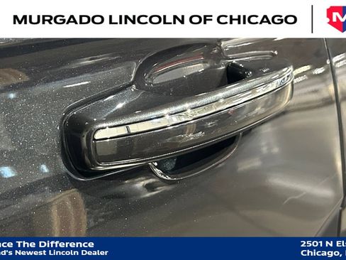 Used 2023 Lincoln Navigator Reserve AWD/4WD image 19