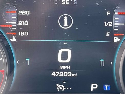 Used 2018 Chevrolet Camaro LT RWD image 17