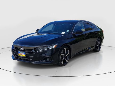 Used 2022 Honda Accord Sport image 3