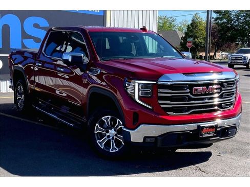 Used 2024 GMC Sierra 1500 SLT w/ SLT Convenience Package AWD/4WD image 2