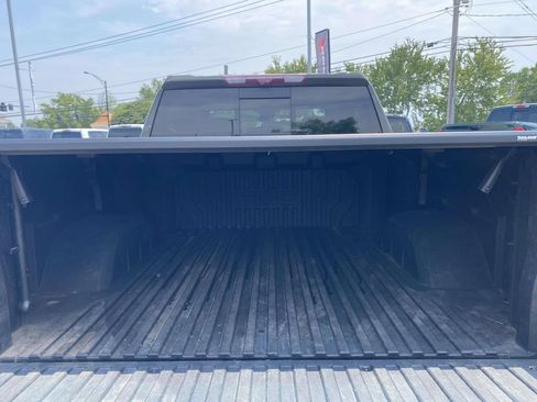 Used 2024 GMC Sierra 1500 AT4 w/ Technology Package AWD/4WD image 13