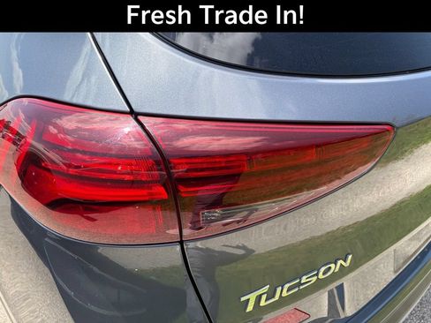 Used 2021 Hyundai Tucson Limited FWD image 11