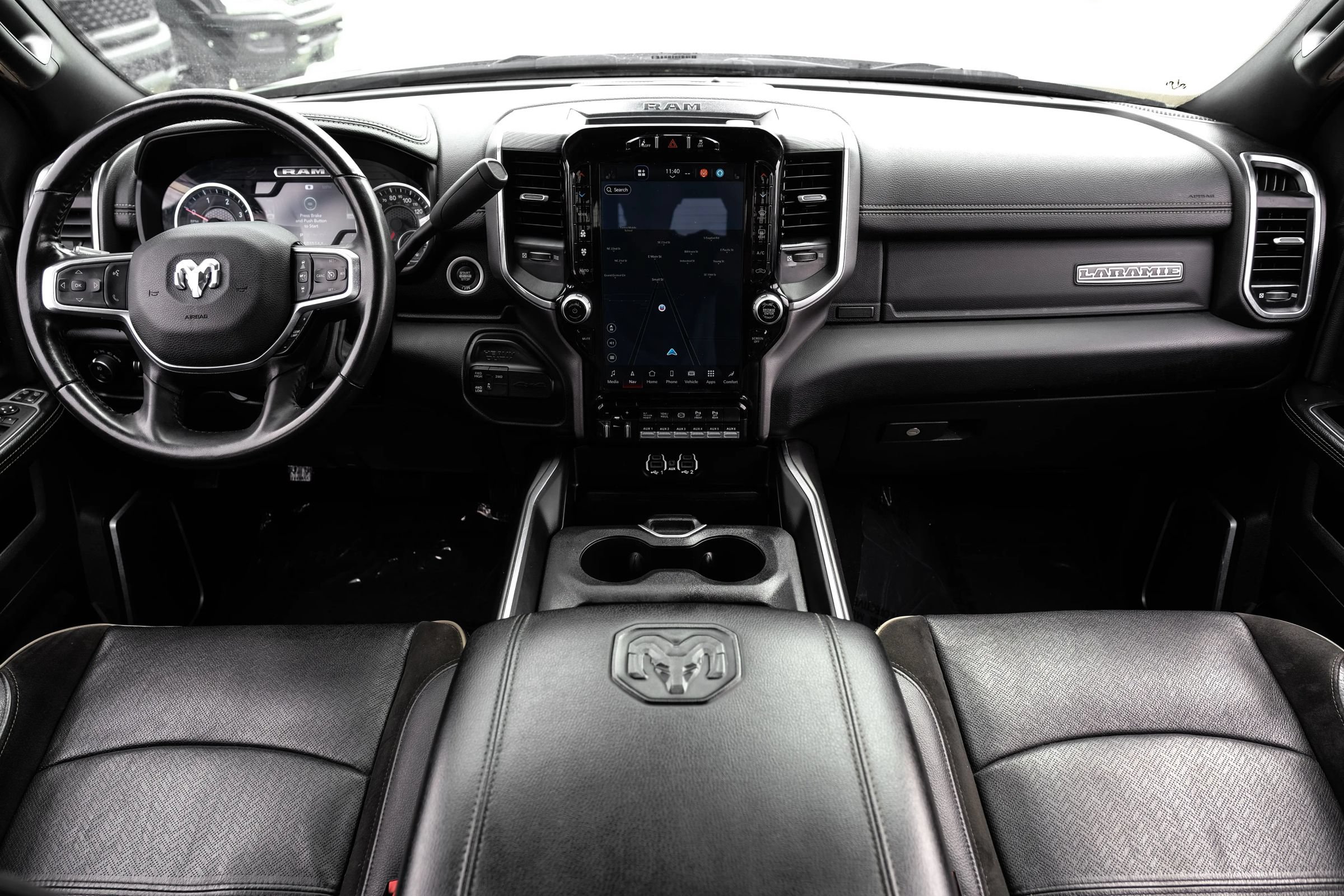 Used 2024 RAM 3500 Laramie w/ Sport Appearance Package AWD/4WD image 19