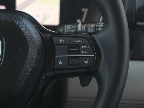 Certified 2026 Honda Pilot EX-L image 17