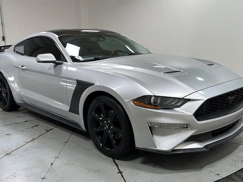 Used 2018 Ford Mustang Coupe w/ Black Accent Pkg image 3