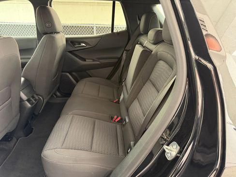 Used 2025 Chevrolet Equinox LT image 27