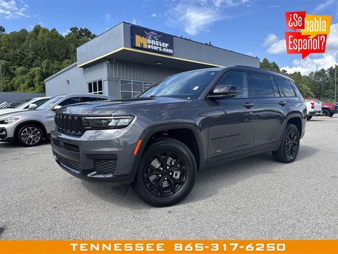 Used 2024 Jeep Grand Cherokee L Laredo image 1