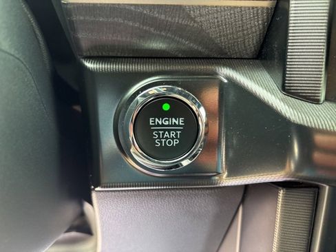 Used 2023 Ford F150 Platinum w/ Equipment Group 701A High image 28