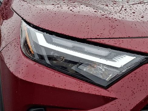 Used 2024 Toyota RAV4 LE image 9