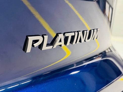 New 2026 Nissan Pathfinder Platinum FWD image 21