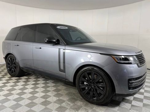 Certified 2026 Land Rover Range Rover SE image 7